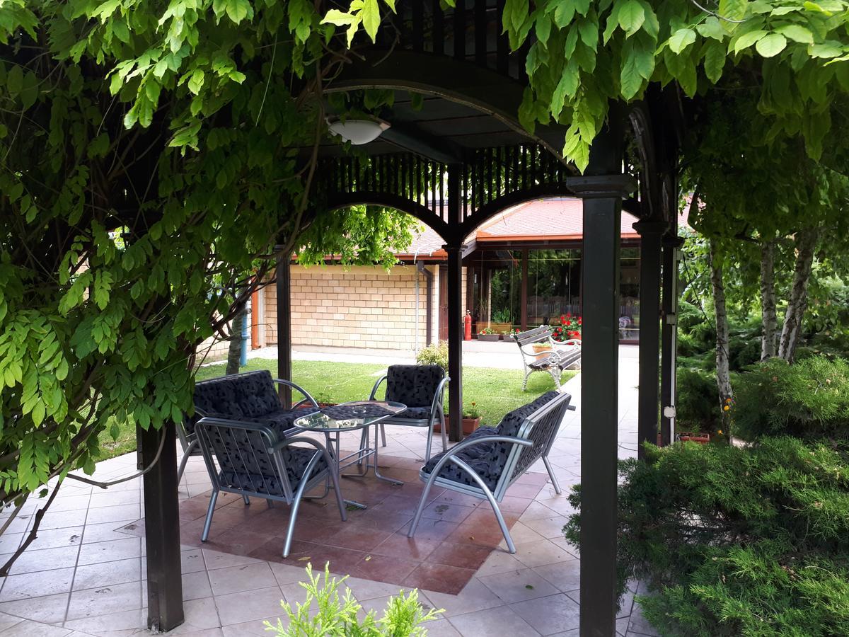 Bed and Breakfast Business Club Selenca Bac Exterior foto