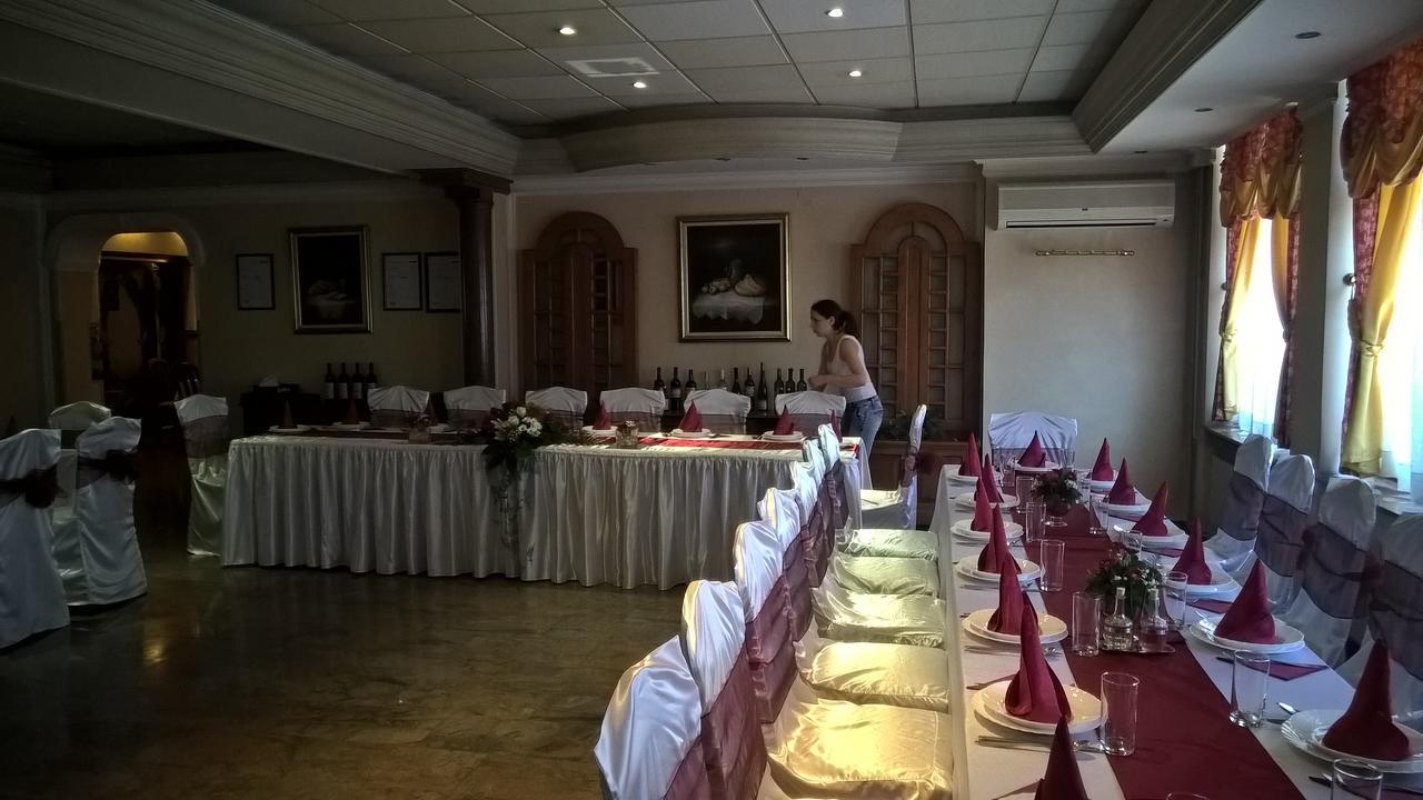 Bed and Breakfast Business Club Selenca Bac Exterior foto